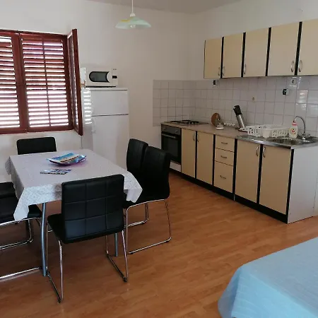 Kuca - Hrenky Apartamento Rogoznica (Sibenik-Knin)