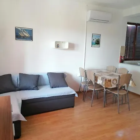 Kuca - Hrenky Apartamento Rogoznica (Sibenik-Knin)