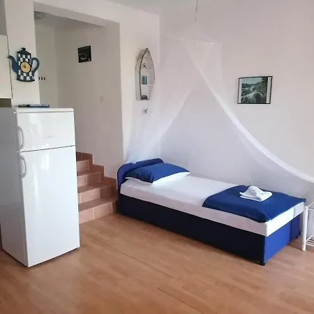 Kuca - Hrenky *