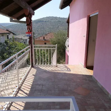 Kuca - Hrenky Apartamento *